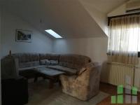 Se izdava namesten stan vo Skopje, Aerodrom so povrshina od 76 m2.
 Ekstra: Centralno Parno, Lift.
 Cena: 250 EUR